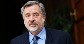 Senador Guillier crítica desempeño del Gobierno en sus primeros tres meses