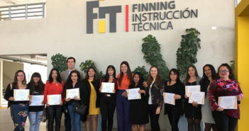 En Antofagasta: Finning y OMIL capacitan a jefas de hogar