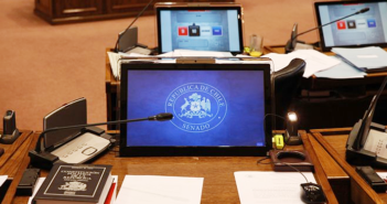 Diputado Esteban Velásquez llamó a la Presidenta del Senado a poner en tabla proyecto Royalty Minero