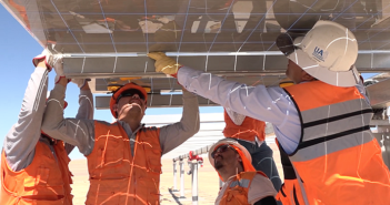 Región de Antofagasta: Komatsu y AtamosTec firman alianza para el desarrollo de proyectos solares