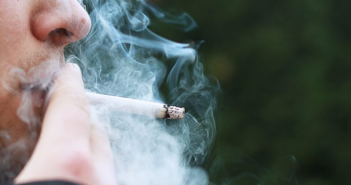 Cigarrillos ilegales: el 61% de los fumadores pertenece a los segmentos bajos del país