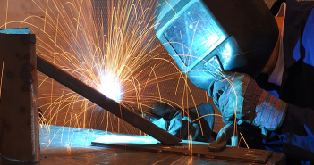 El 93% de las empresas metalúrgicas metalmecánicas se mantienen operativas