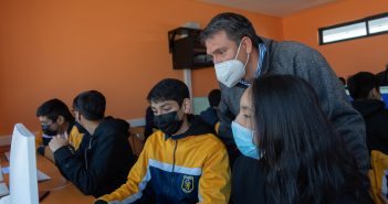 Región de Antofagasta: Código Futuro apoya con infraestructura y equipamiento computacional a Liceo Oscar Bonilla
