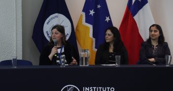 Región de Magallanes: Mujeres científicas antárticas presentaron visiones y testimonios en seminario del INACH