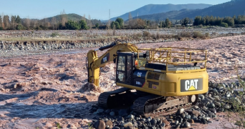Finning apoya con maquinaria Caterpillar a ciudades afectadas por las lluvias